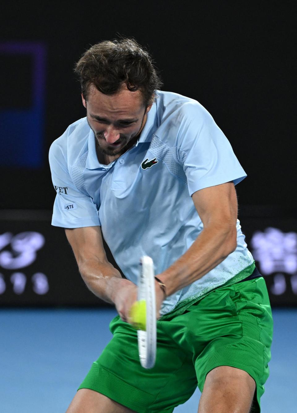 开云体育登录-意大利网球队横扫澳大利亚网球队，梅德韦杰夫爆发神勇的简单介绍