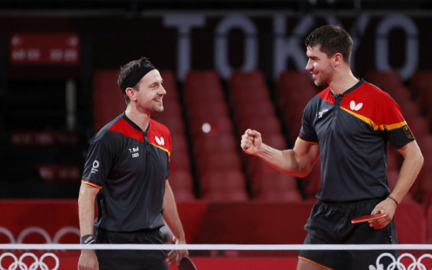 开云足球直播-包含法国乒乓球队鏖战奥地利乒乓球队，奥恰洛夫送出助攻的词条