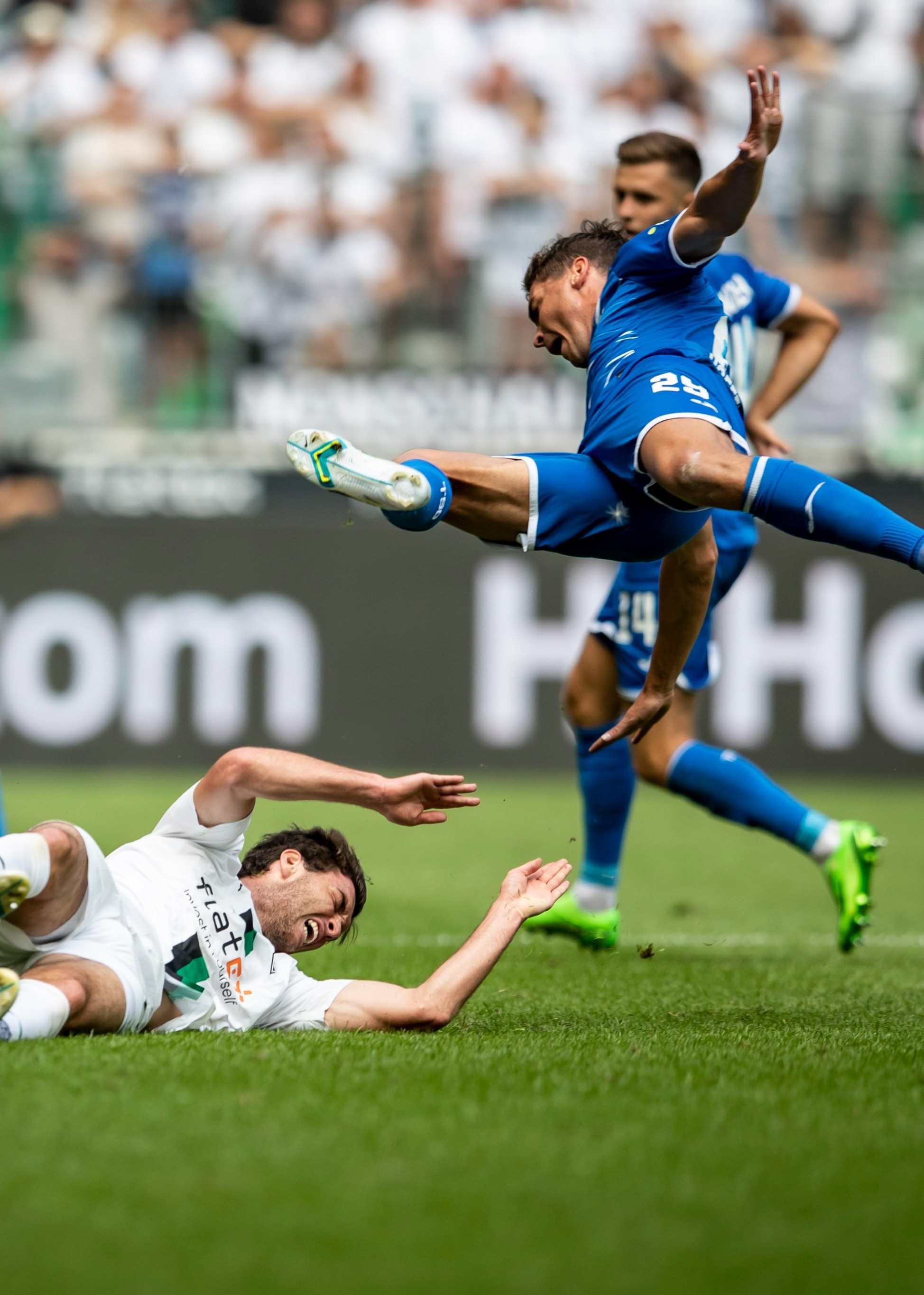 门兴格拉德巴赫在客场发挥出色的简单介绍 门兴格拉德巴赫在客场发挥出色的简单介绍