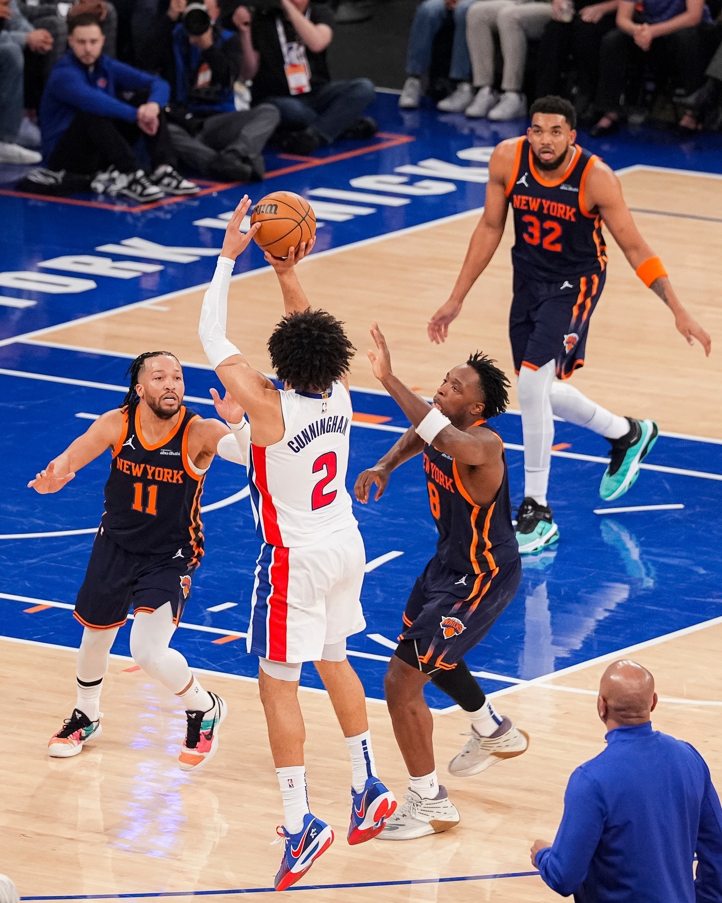 尼斯在客场比赛中击败了昂热,取得了一场胜利 尼斯在客场比赛中击败了昂热,取得了一场胜利