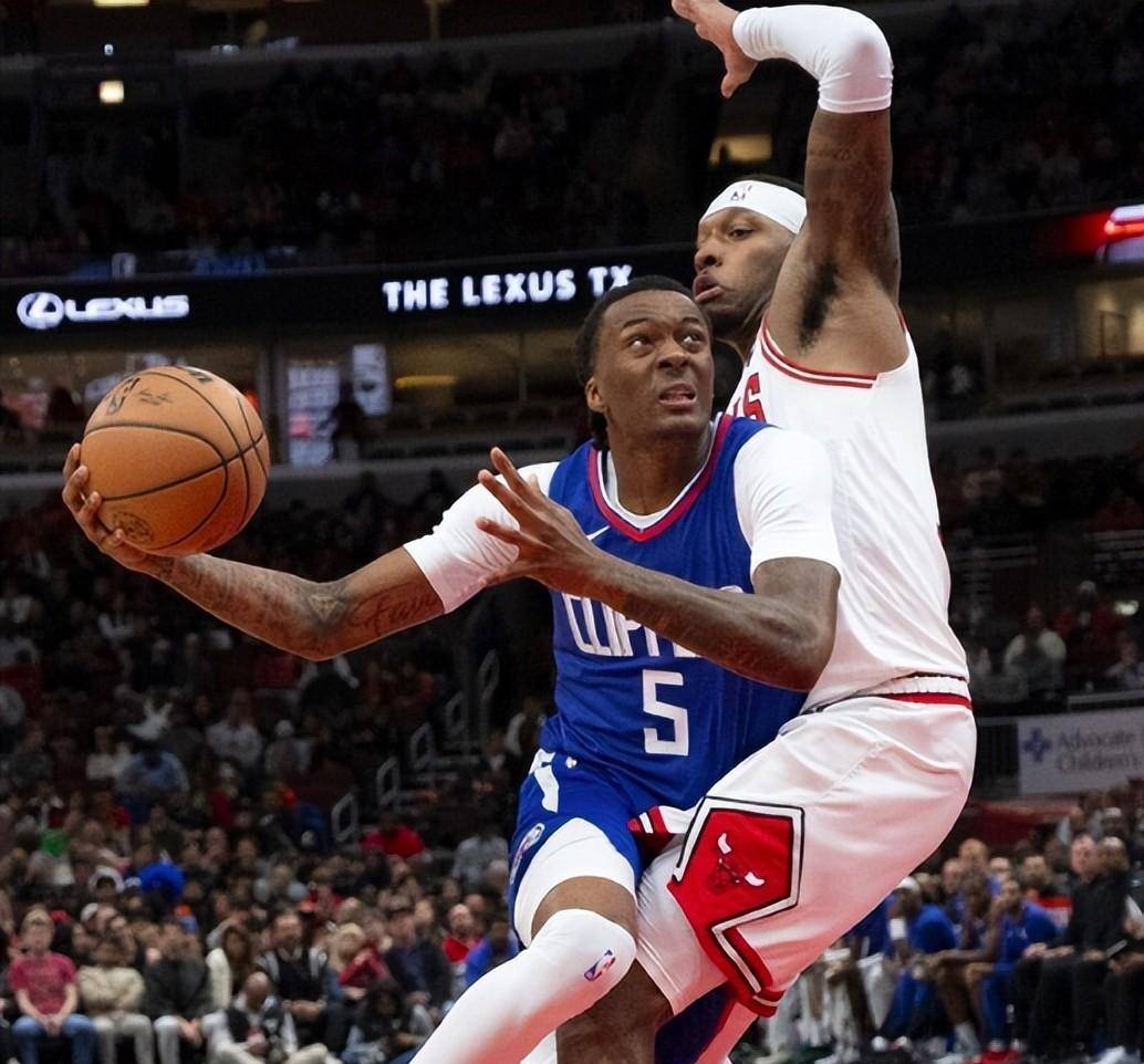 快船胜国王乔治生涯新高+,连胜榜首的简单介绍 快船胜国王乔治生涯新高+,连胜榜首的简单介绍