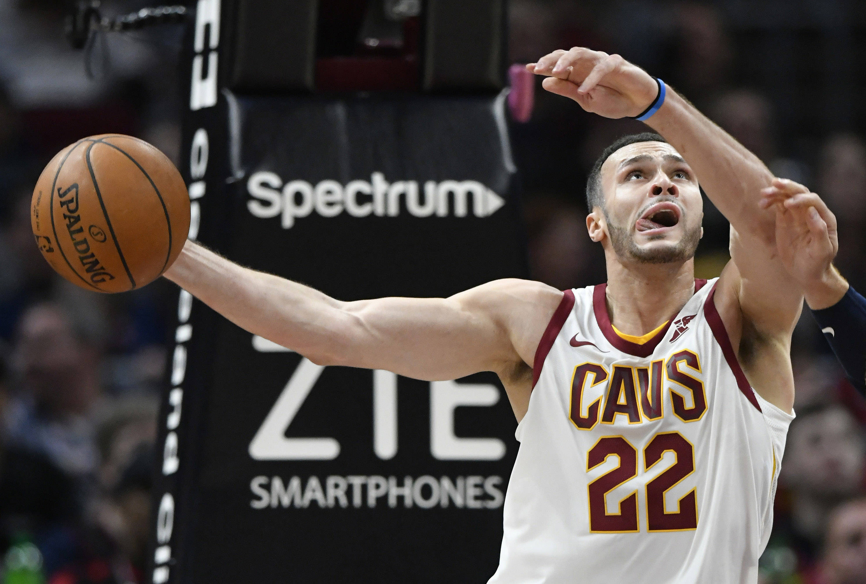 瓦朗谢纳主场战平亚眠,难有取胜机会的简单介绍 瓦朗谢纳主场战平亚眠,难有取胜机会的简单介绍