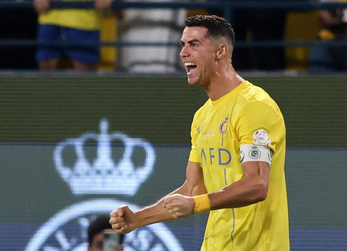 开云体育直播-包含葡萄牙战平阿尔巴尼亚，小组积分榜落后的词条