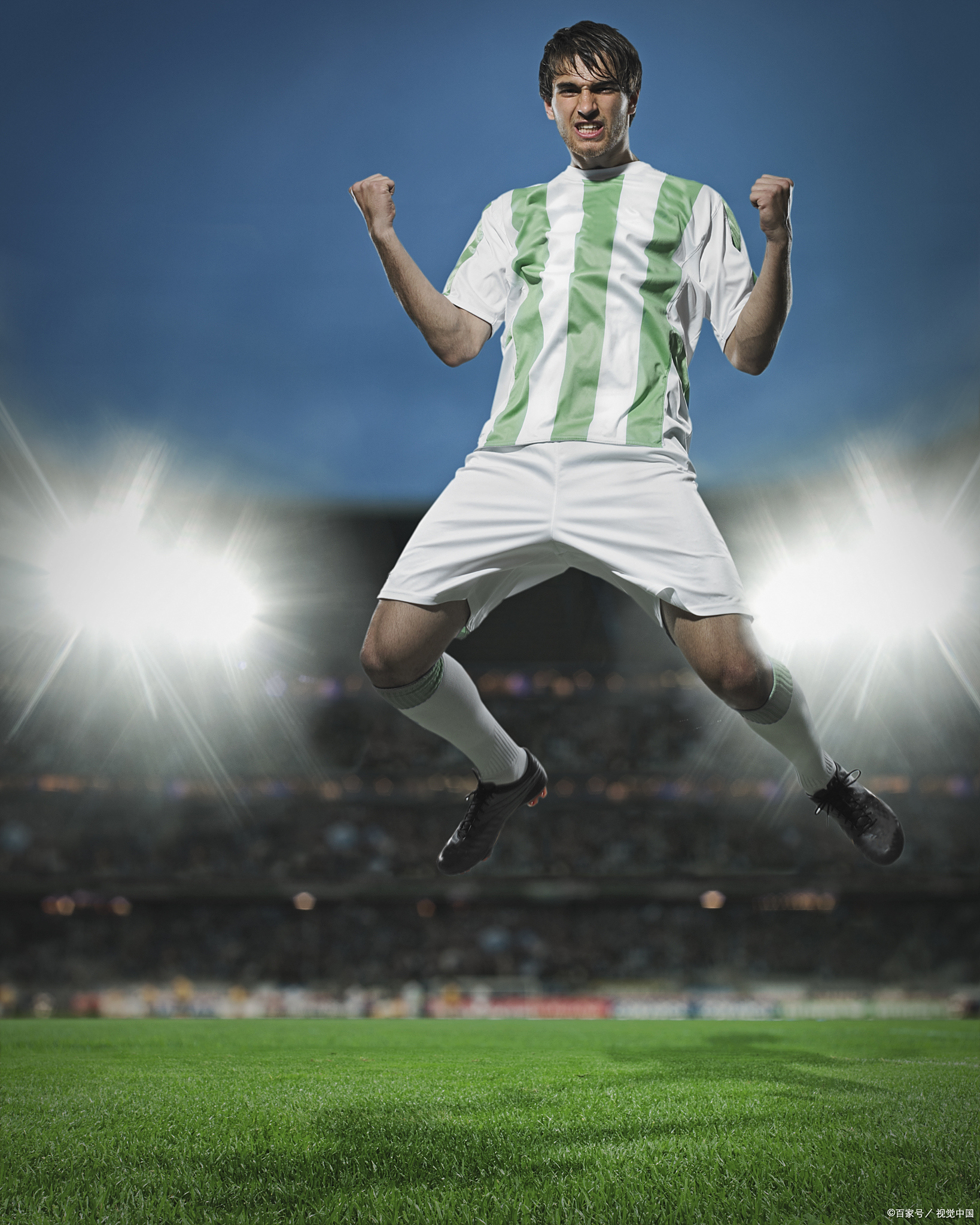 开云官网-球星个人精彩表现引爆球迷热情