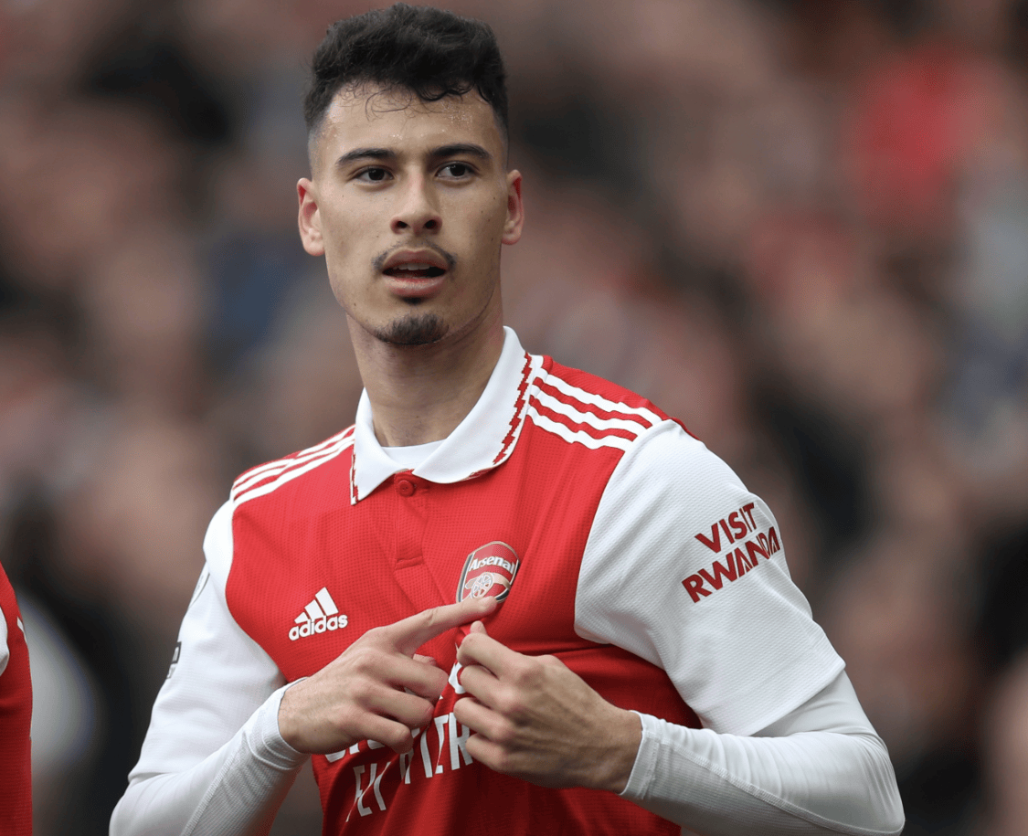 利物浦轻取巴萨，马丁内利刷新纪录