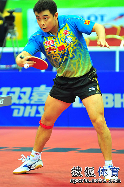 英格兰队碾压日本队，王皓统治全场