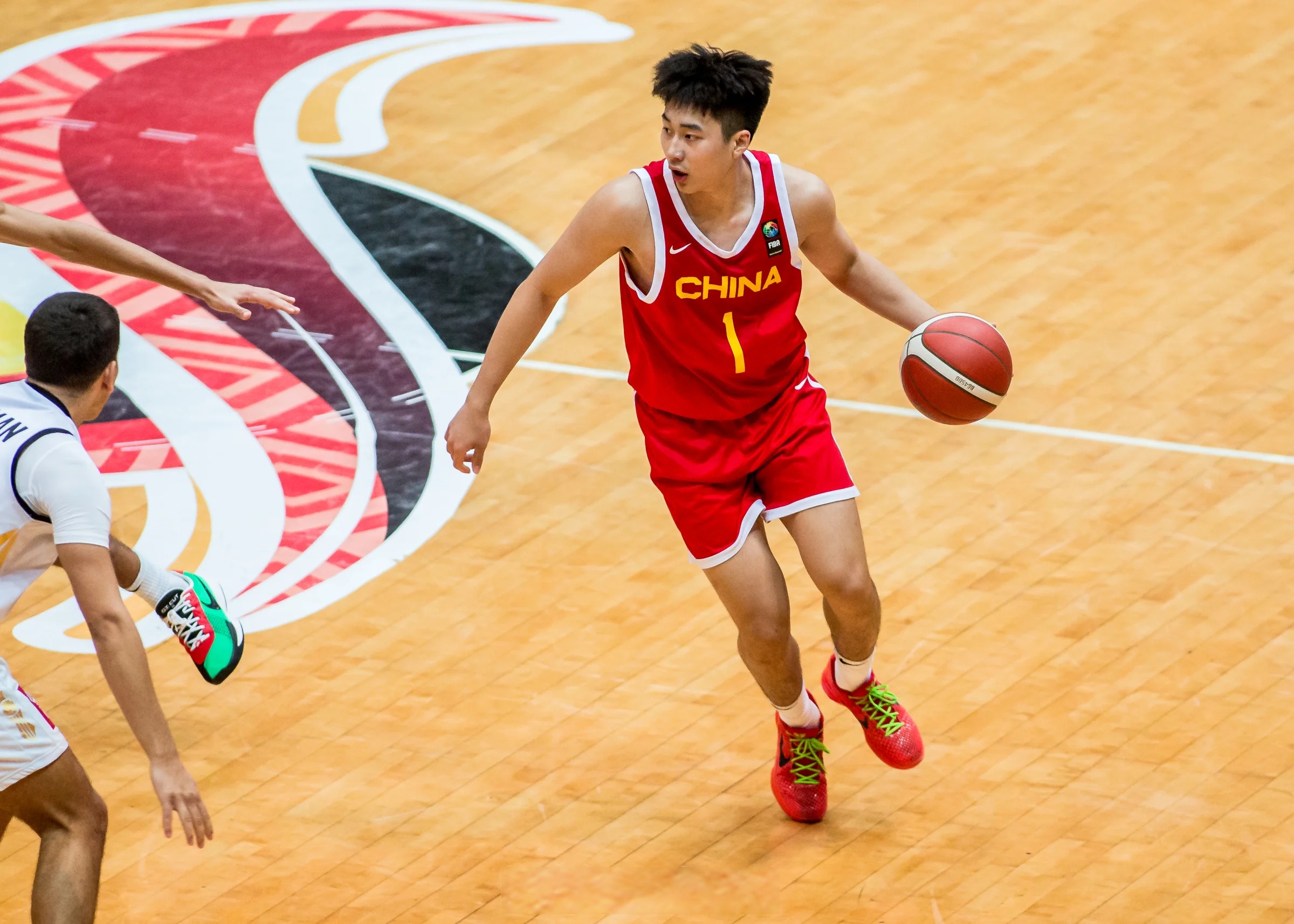 吉林队鏖战勇士，范弗利特高光表现的简单介绍