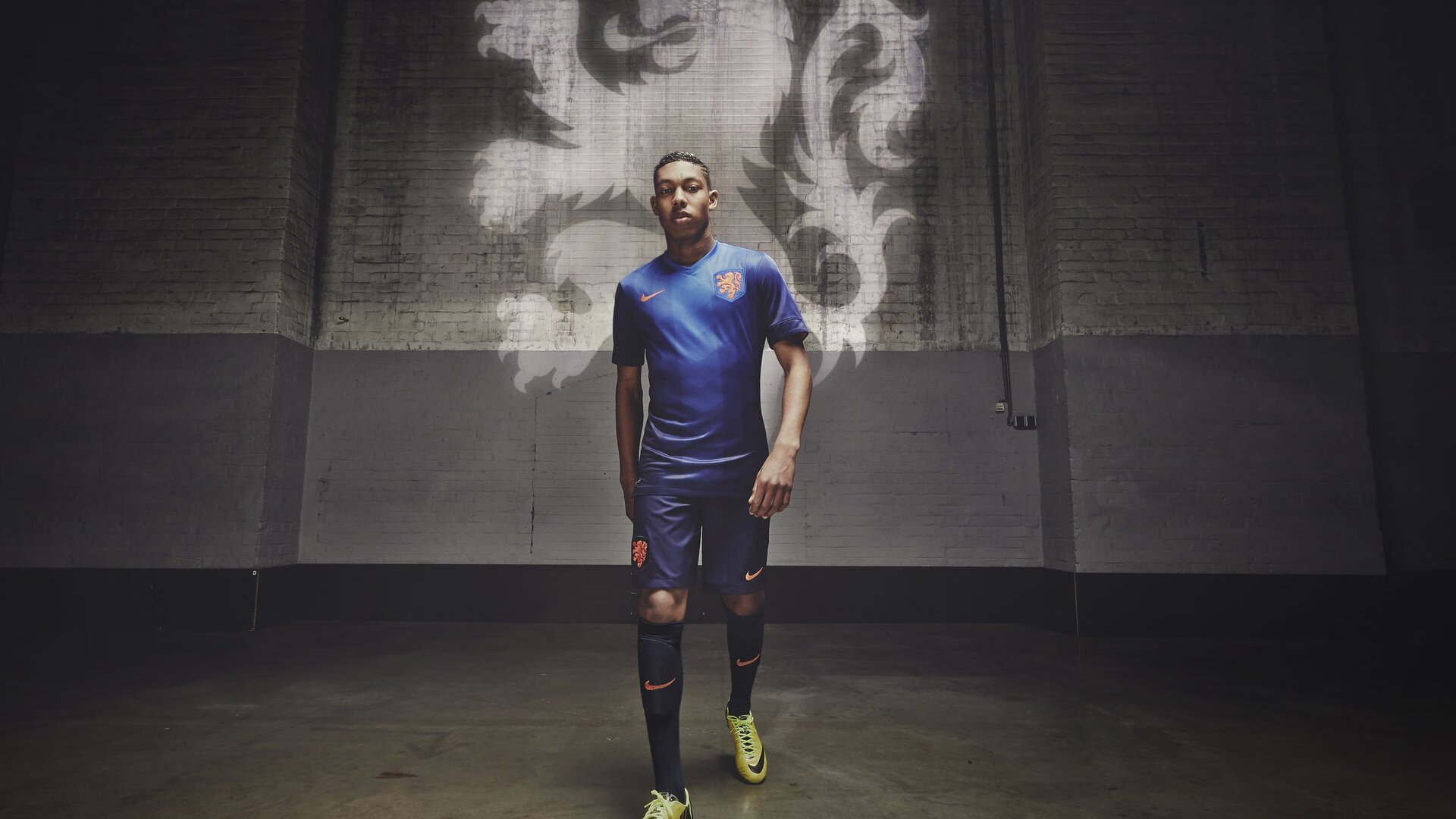 一剑封喉，阿尔瓦雷斯欧冠决赛夜提前终结悬念的战术密码