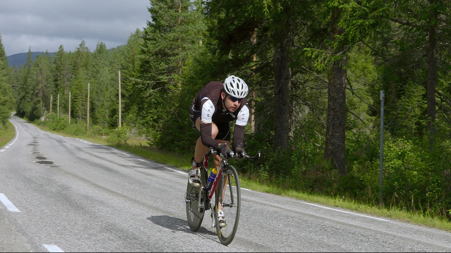 开云体育官网-德甲争冠战之夜，坎特压力下完成爆发