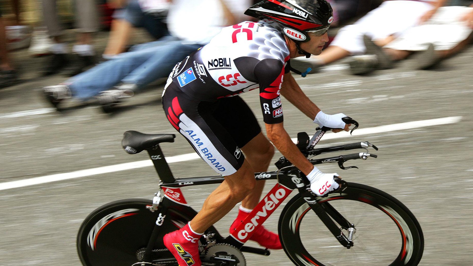 开云体育-当纽约遇见东莞，贝恩的制胜一击如何跨越篮球文化的万水千山