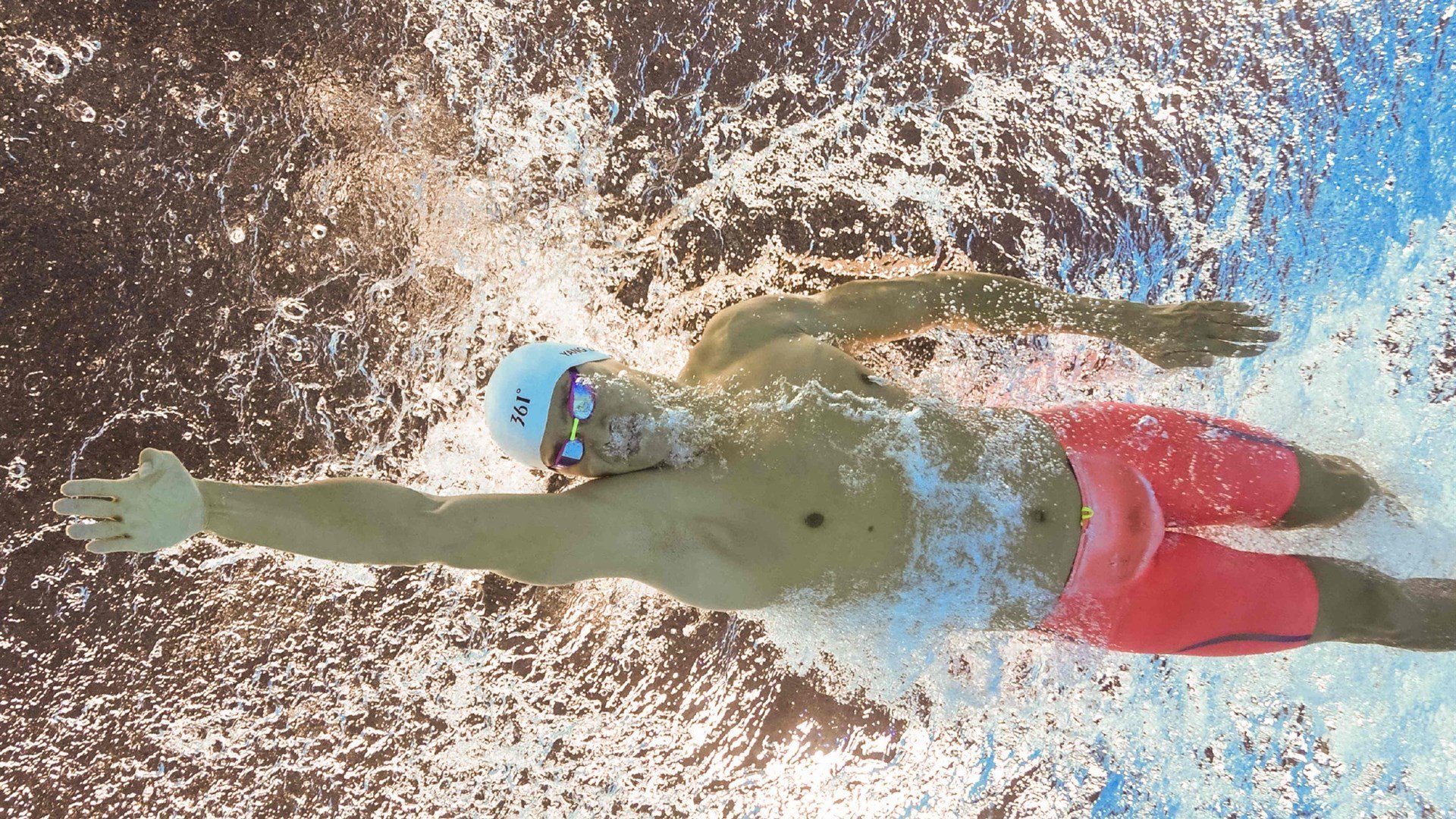 开云体育中国-哈兰德加时绝杀定乾坤，秘鲁巴黎之战见证新王登基