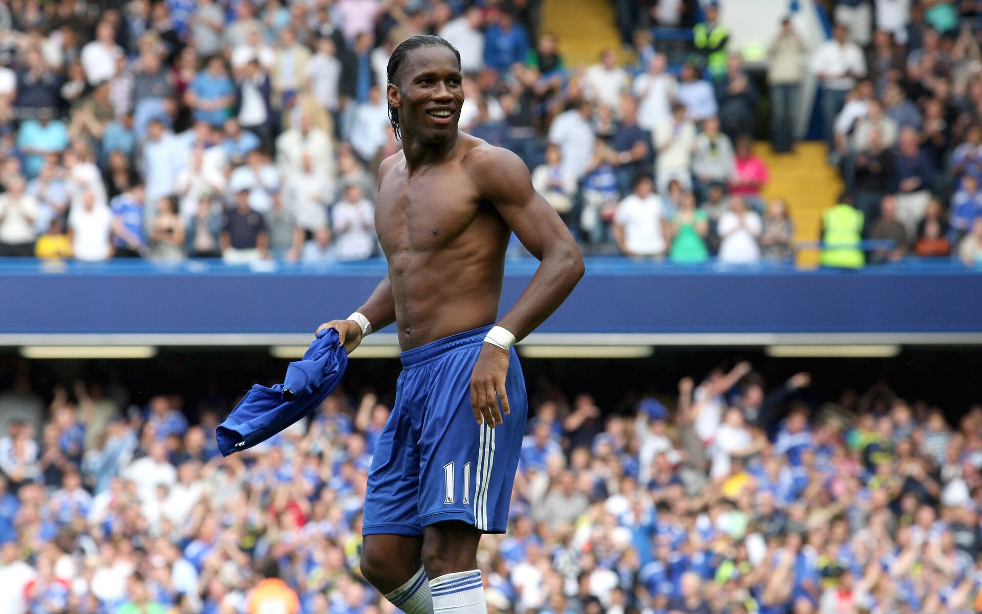 孤勇者的棋局，当希腊的钢铁防线锁死桑巴舞步，黄喜灿化身不灭薪火